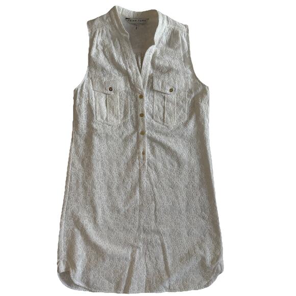 Trina Turk Eyelet Mod Shift Dress Sz 2 White Embroidered Stars Button Front - Picture 1 of 6